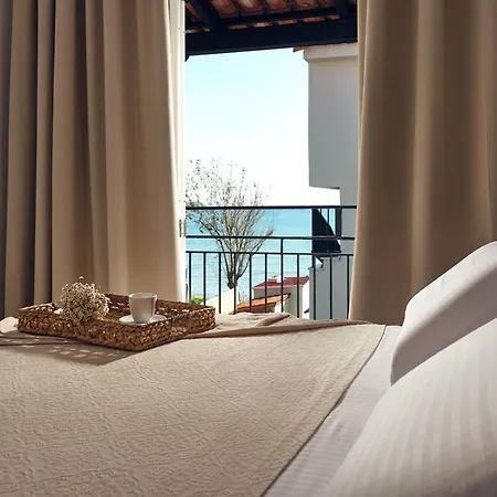 Shellona & Lejlighedshotel 4*